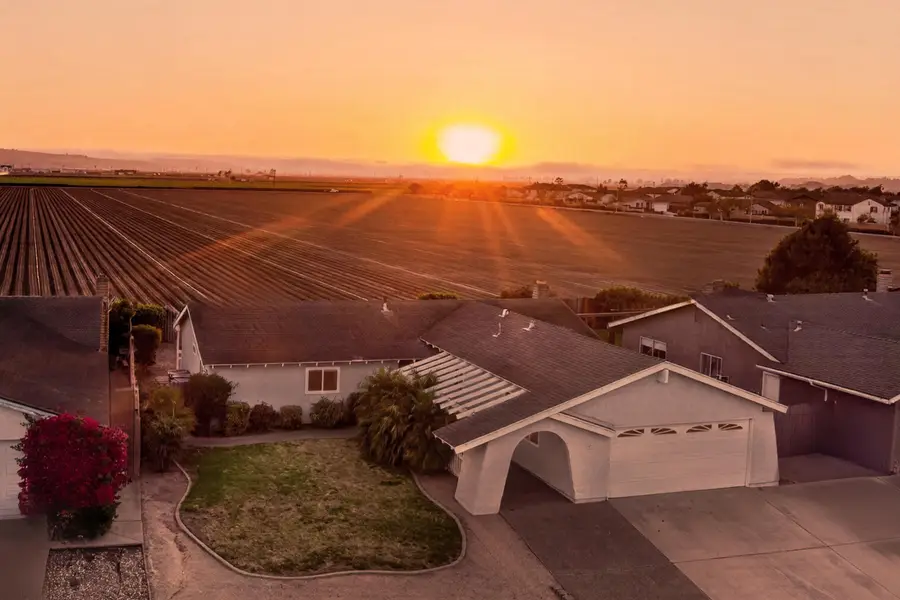 901 N Z Street, Lompoc, CA 93436 - #2