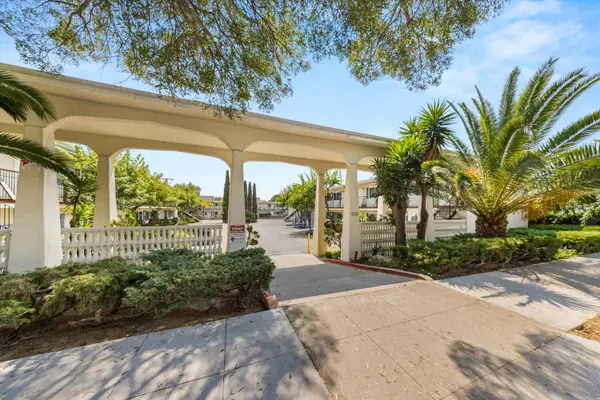 1825 Chapala Street, SANTA BARBARA, CA 93101