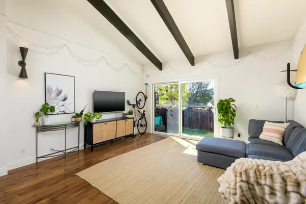 856 Highland Drive #Apt 4, SANTA BARBARA, CA 93109