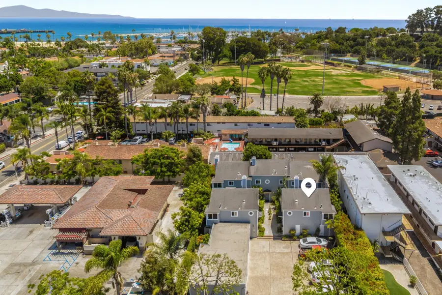 423 W Montecito Street #D, Santa Barbara, CA 93101 - #2