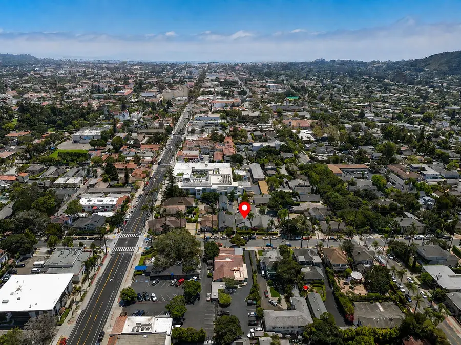 17 W Valerio Street, Santa Barbara, CA 93101 - #2