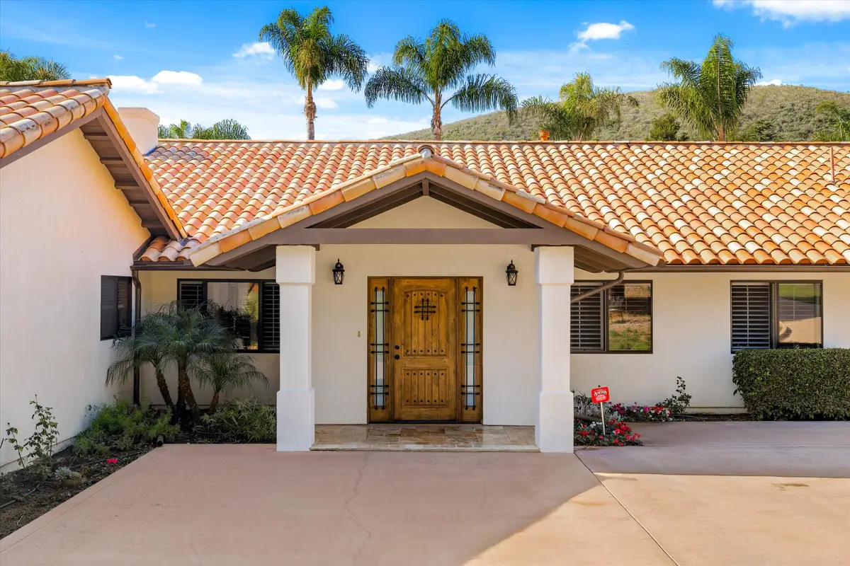 329 Vereda Del Ciervo, Goleta, CA 93117 - #1