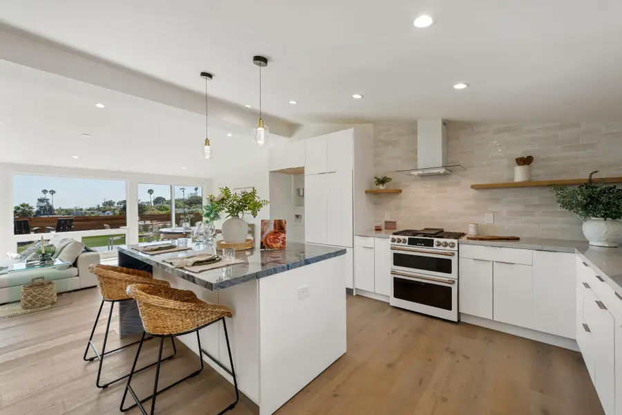 729 Juanita Avenue, Santa Barbara, CA 93109 - #3