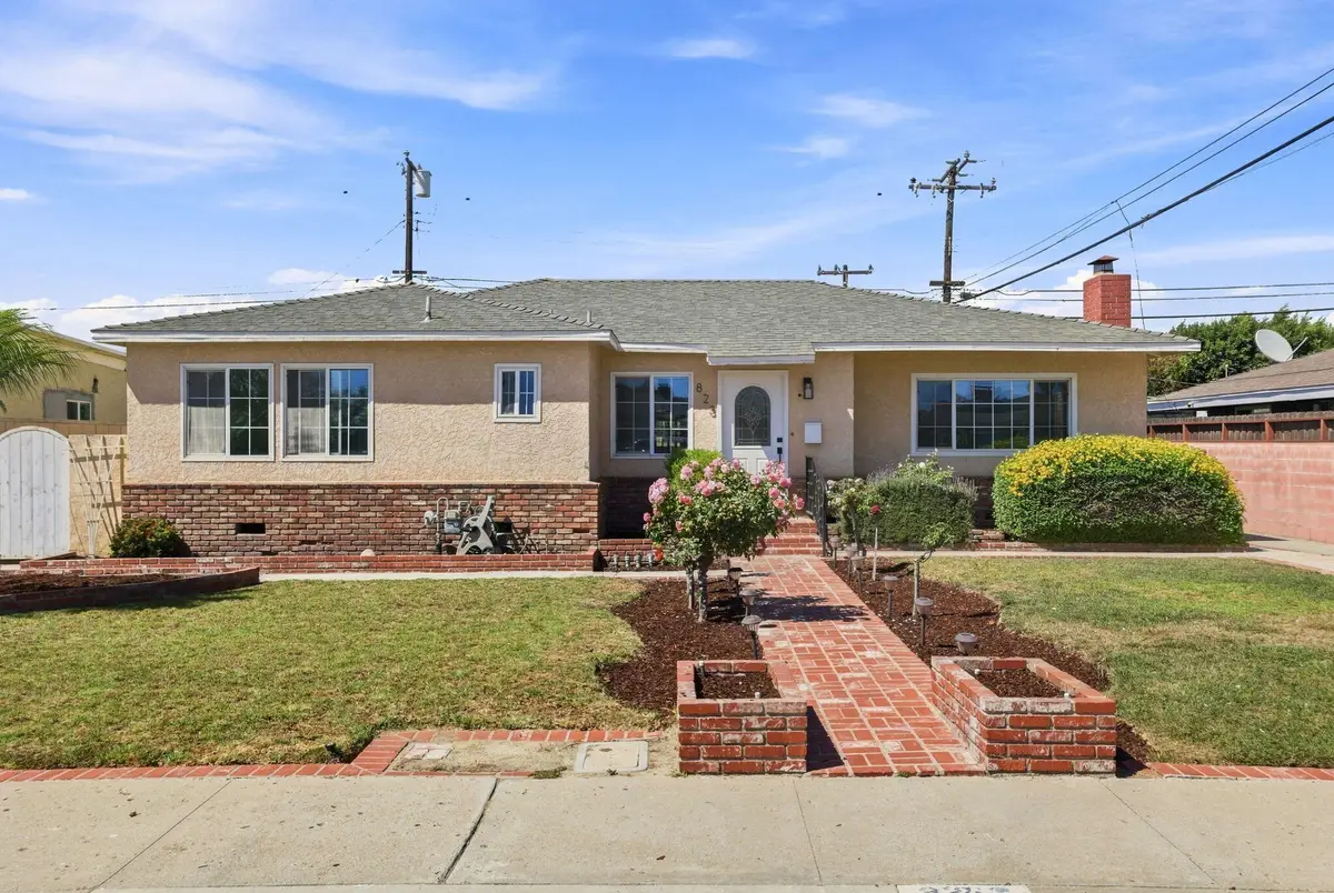 823 W Roderick Avenue, Oxnard, CA 93030 - #1