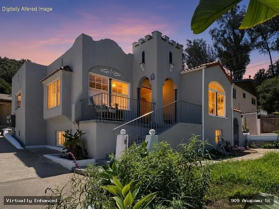 909 W Anapamu Street, Santa Barbara, CA 93101 - #1
