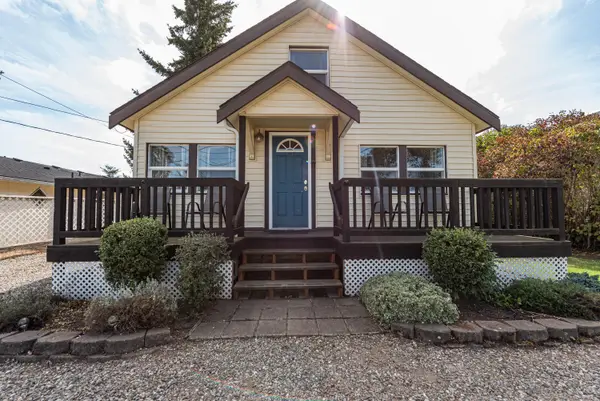 221 W Hammond Street, OUT OF AREA,  98382