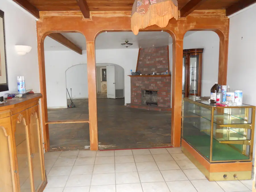 122 S Canada Street, Santa Barbara, CA 93103 - #3