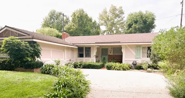 982 Barcelona Drive, SANTA BARBARA, CA 93105