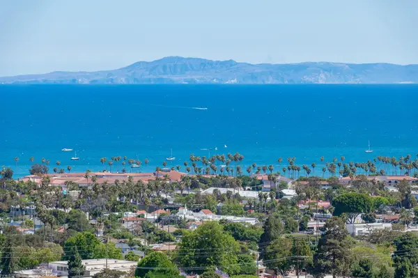 704 Chiquita Road, SANTA BARBARA, CA 93103