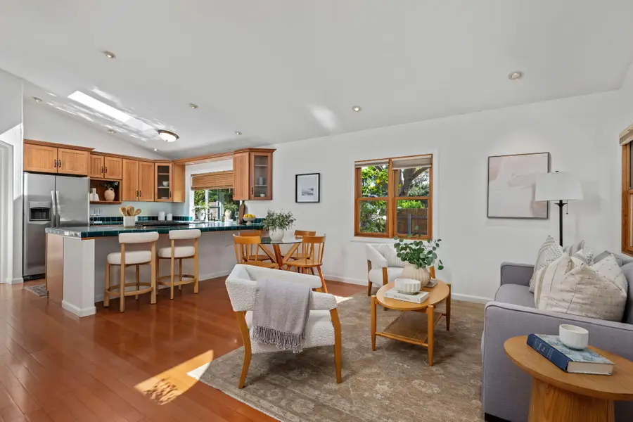 319 W Alamar Avenue, Santa Barbara, CA 93105 - #3