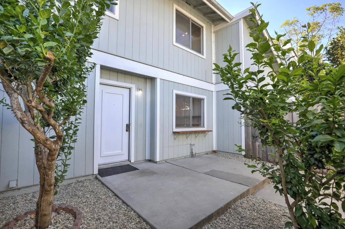 487 Cannon Green Drive #Apt B, Goleta, CA 93117 - #1