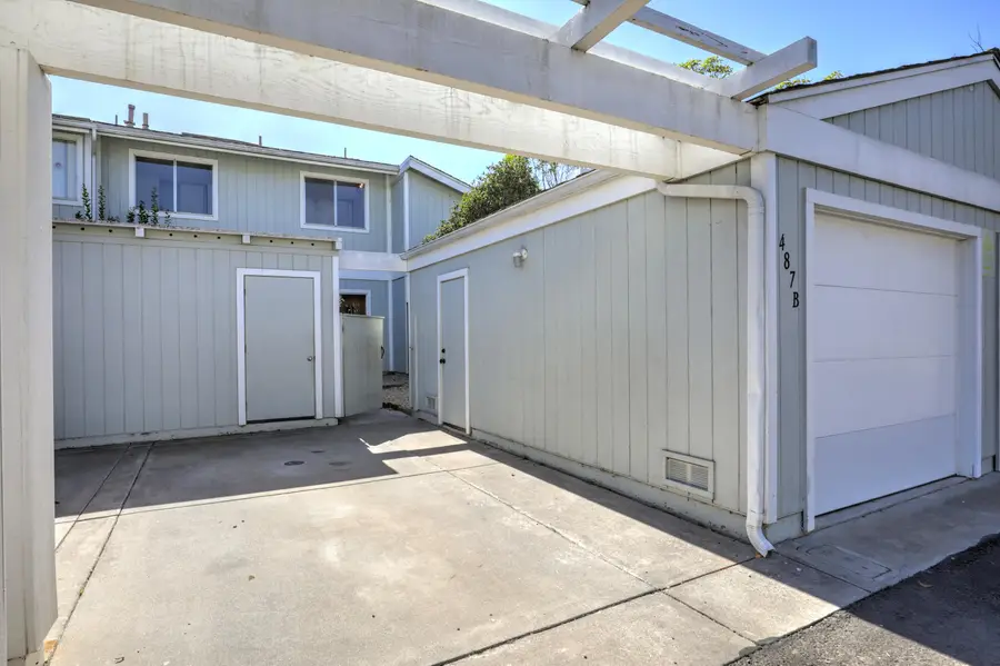 487 Cannon Green Drive #Apt B, Goleta, CA 93117 - #2