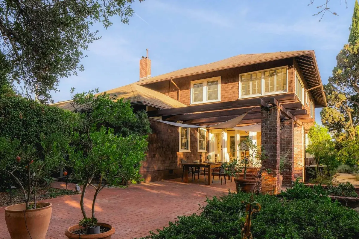 21 E Mission Street, Santa Barbara, CA 93101 - #1