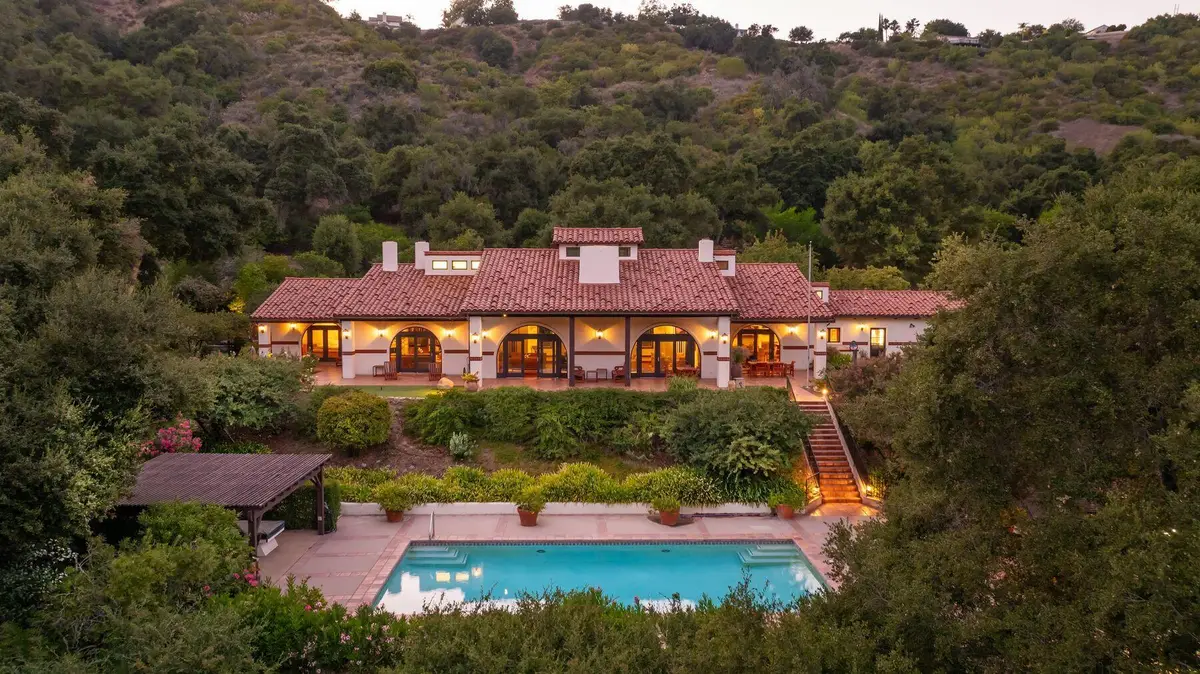 10883 Oak Knoll Road, Ojai, CA 93023 - #1