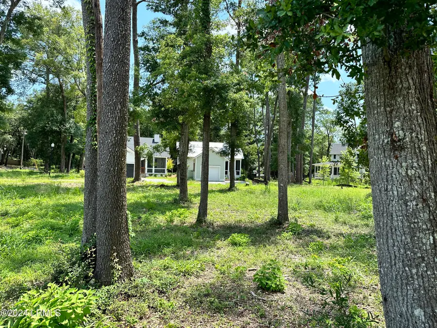 124 Whitehall Drive, Beaufort, SC 29907 - Image #2