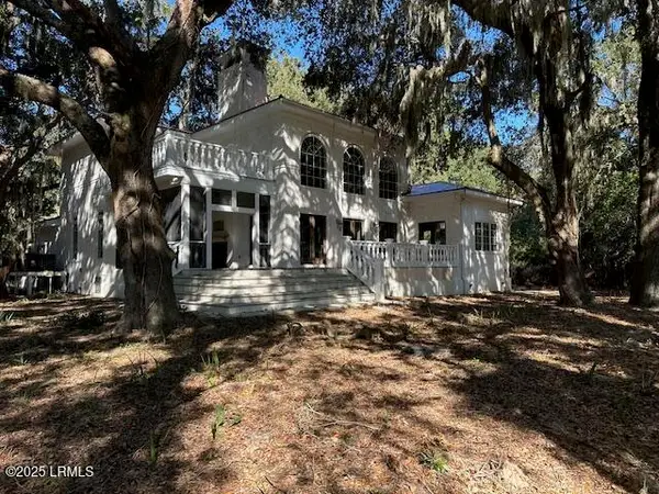 151 Tom And Mike Road, St. Helena Island, SC 29920
