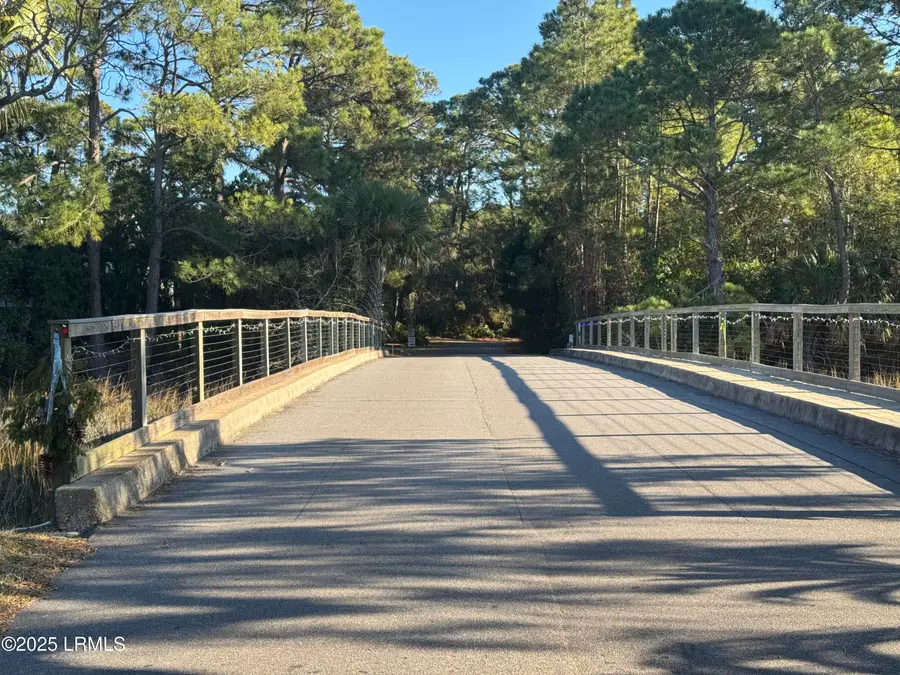 34 Lakeview Lane, Harbor Island, SC 29920 - Image #2