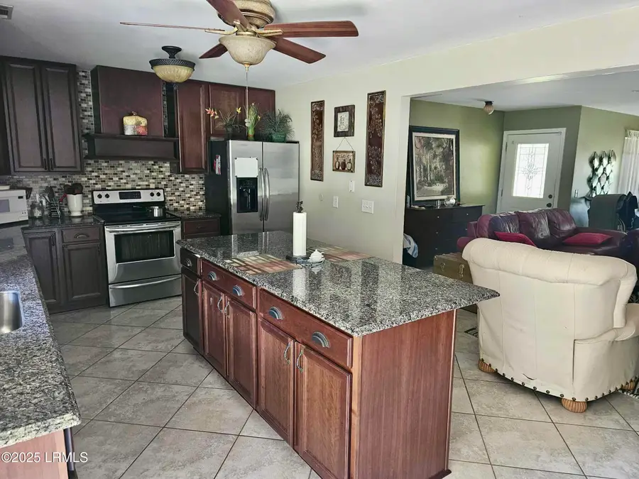 1487 Glover Road, Ridgeland, SC 29936 - Image #2