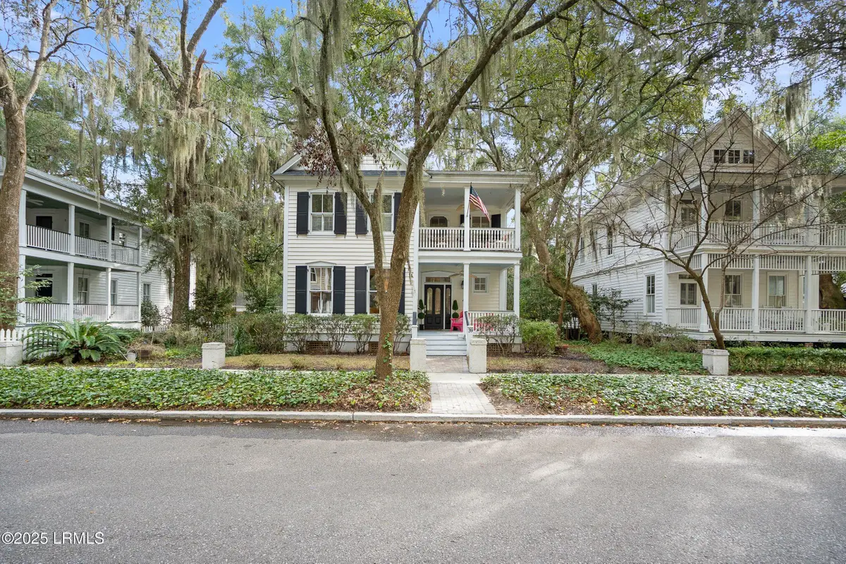 39 Newpoint Road, Beaufort, SC 29907 - Image #1