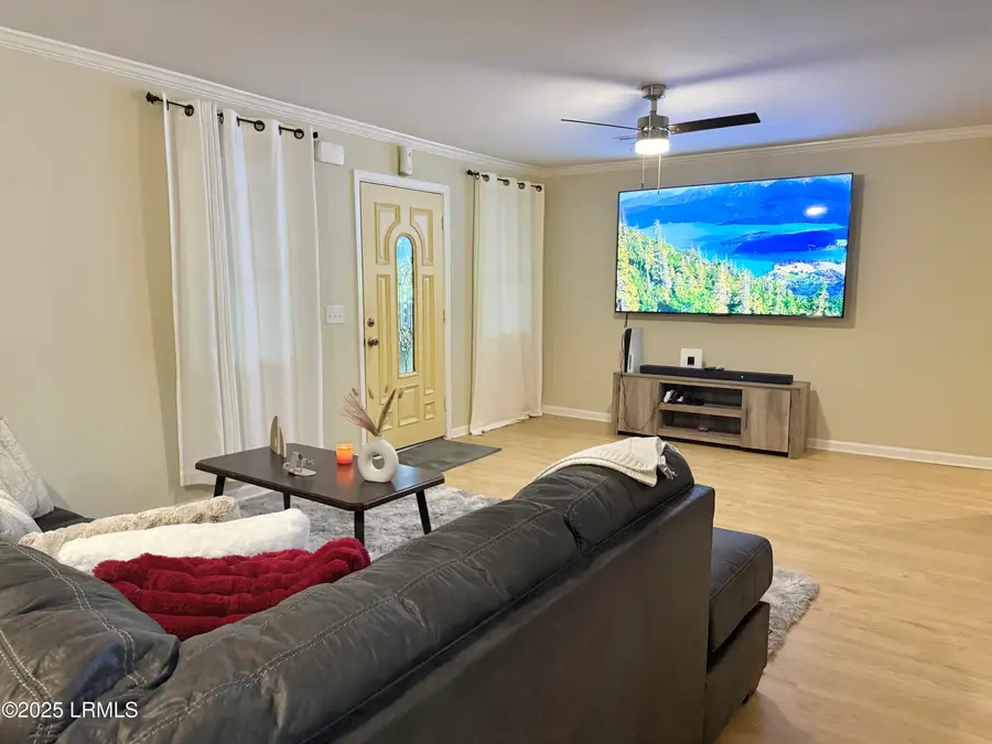 801 Elm Street E, Hampton, SC 29924 - Image #2