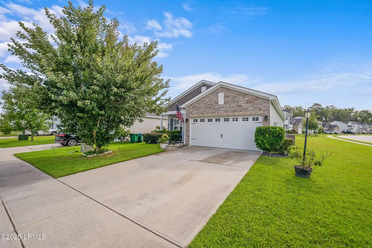 27 Great Bend Drive, Beaufort, SC 29906 - Image #1