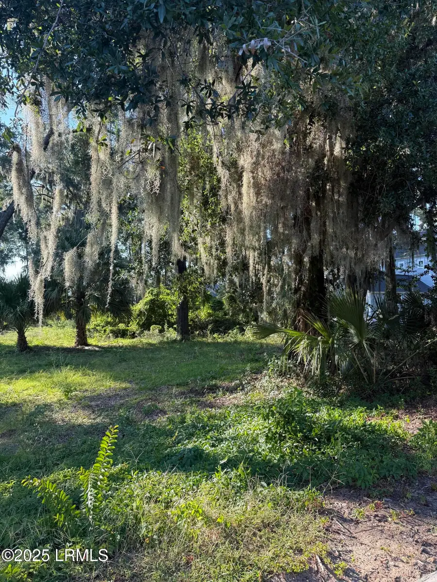 2214 Pigeon Point Road, Beaufort, SC 29902 - Image #2