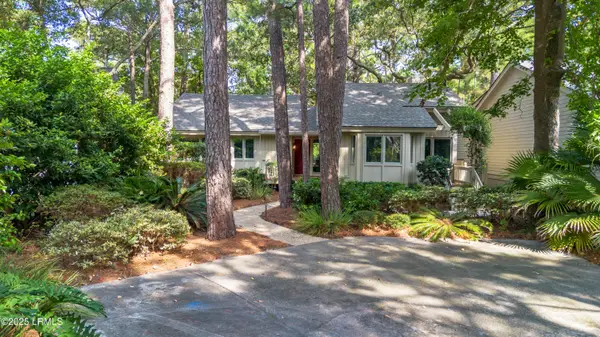 13 Gunnery Lane, Hilton Head Island, SC 29928