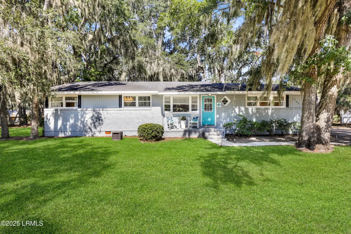 1704 Camellia Road, Beaufort, SC 29902 - Image #1