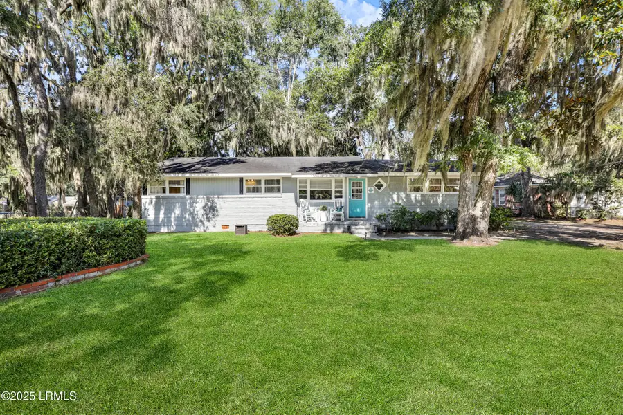1704 Camellia Road, Beaufort, SC 29902 - Image #2