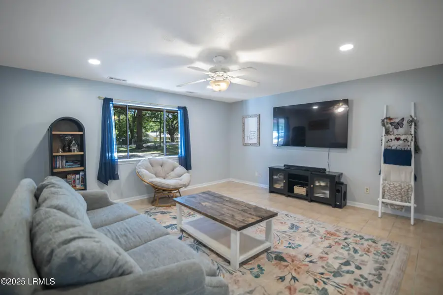 55 Lakeview Drive, Ridgeland, SC 29936 - Image #2