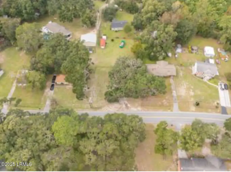 411 Broad River Drive, Beaufort, SC 29906 - Image #3