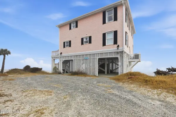 108 Harbor Drive N, Harbor Island, SC 29920