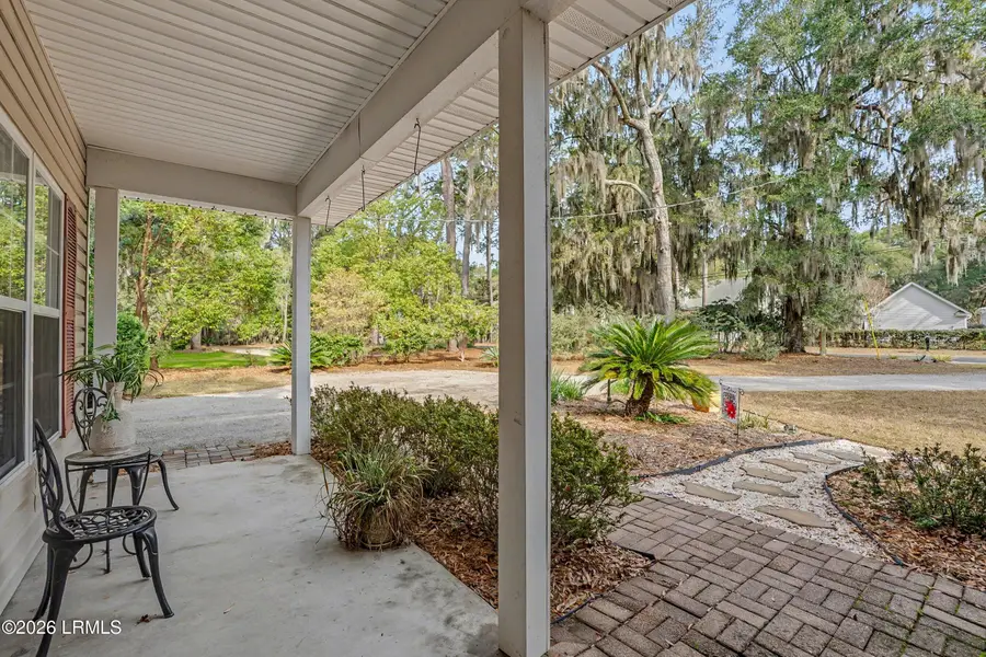 183 Brickyard Point Road S, Beaufort, SC 29907 - Image #3