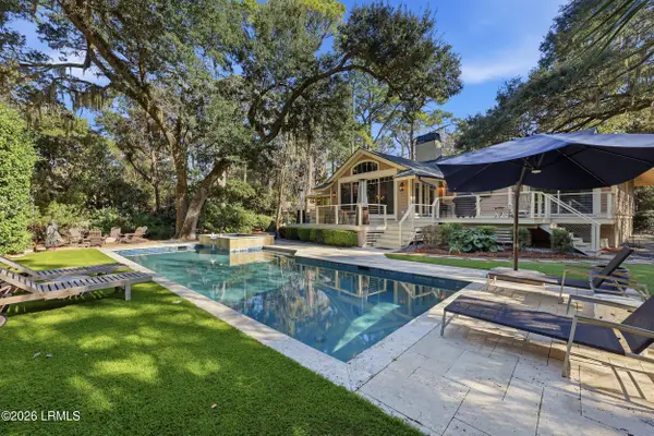 6 Greenwood Court, Hilton Head Island, SC 29928