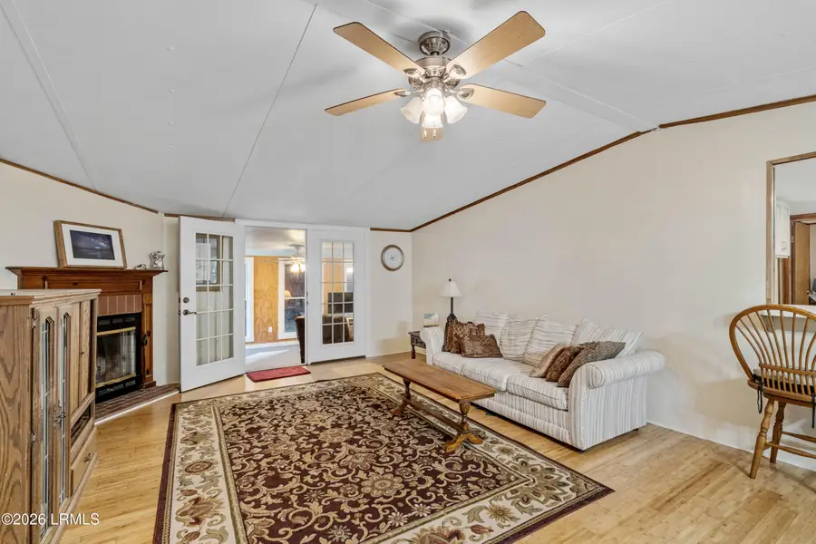 976 Sams Point Road, Beaufort, SC 29907 - Image #3