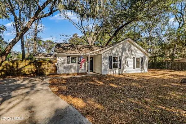 8 Factory Creek Road, Beaufort, SC 29907