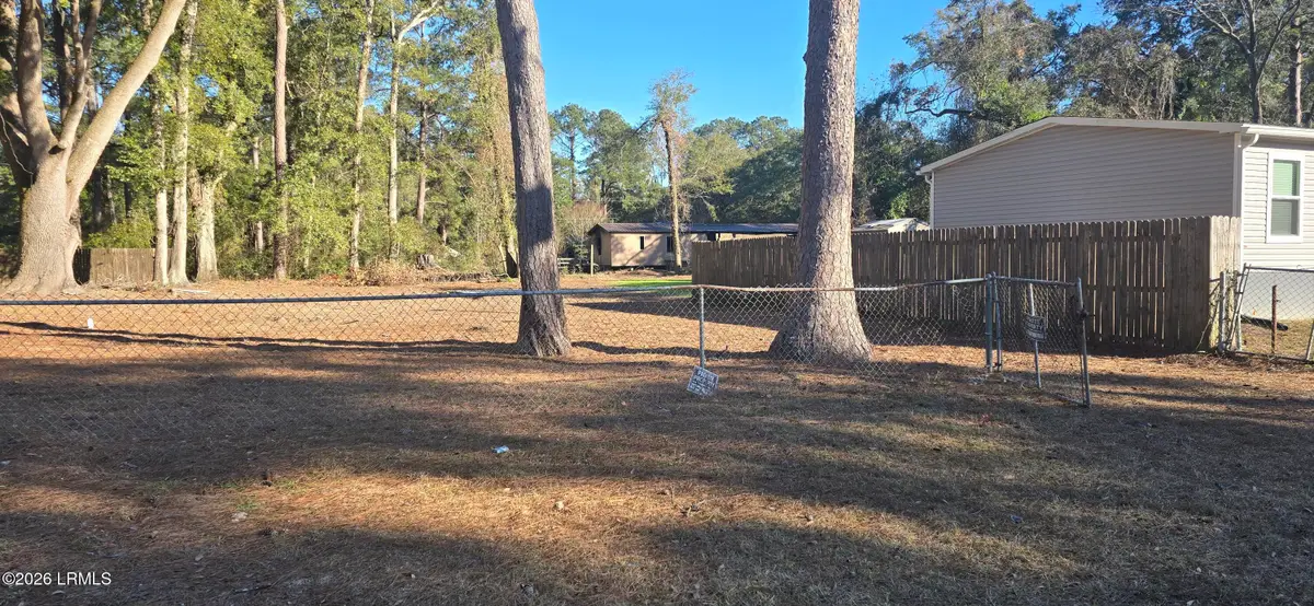 42 Grays Hill Acres, Beaufort, SC 29906 - Image #1