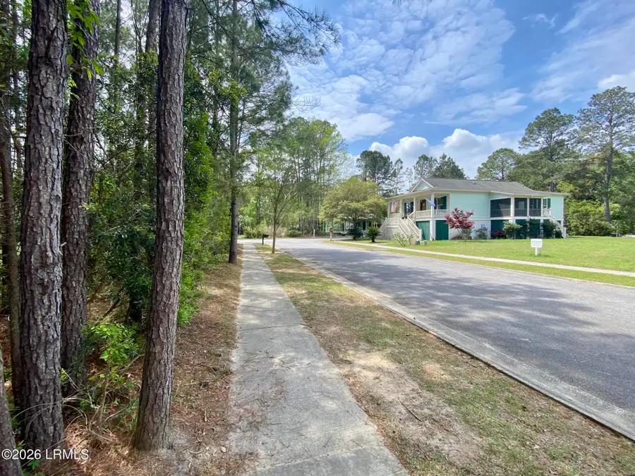 2237 B.e. Wheatley, Beaufort, SC 29902 - #3