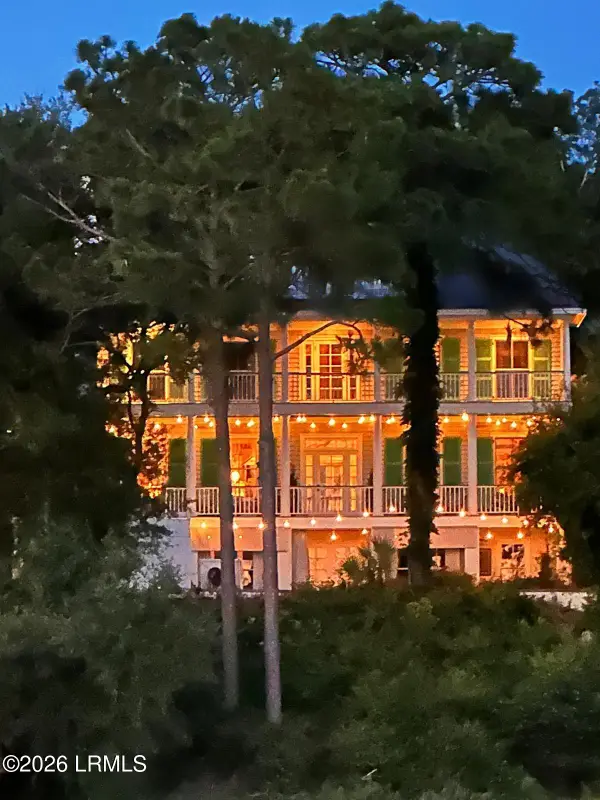 21 Waterside Drive, Beaufort, SC 29907