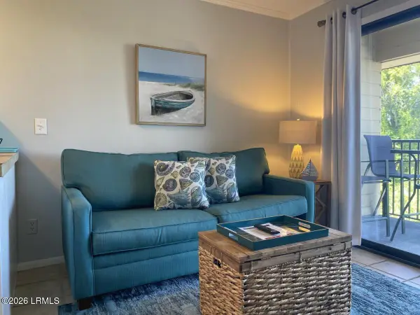 40 Folly Field Road #C302, Hilton Head Island, SC 29928