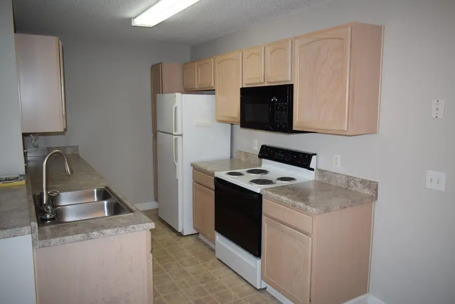 4300 Lotus Ct. #G, Murrells Inlet, SC 29576 - Image #2