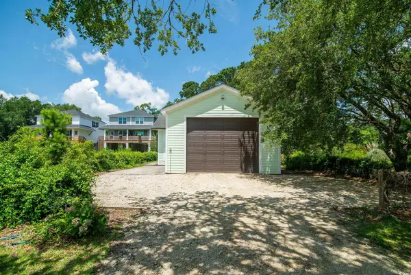 127 Brown Pelican Loop, Pawleys Island, SC 29585