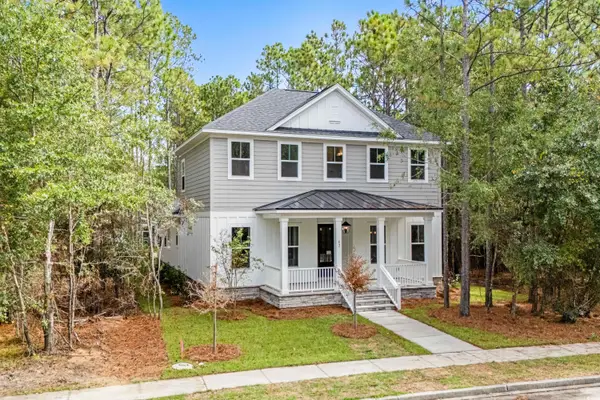 82 Bridgeview Rd., Georgetown, SC 29440