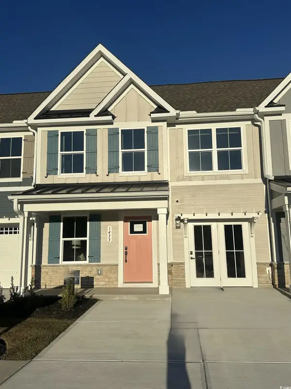 1433 Pleasant View Dr #E, North Myrtle Beach, SC 29582