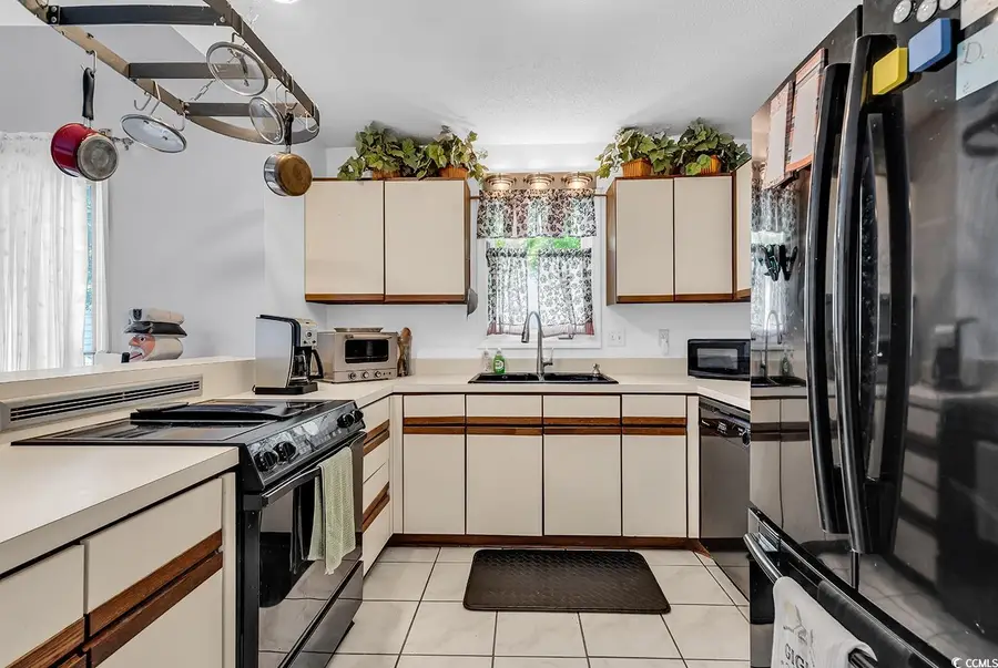 135 Colonial Circle, Murrells Inlet, SC 29576 - Image #2