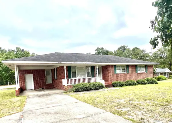 806 E 3rd Ave., Lake View, SC 29563