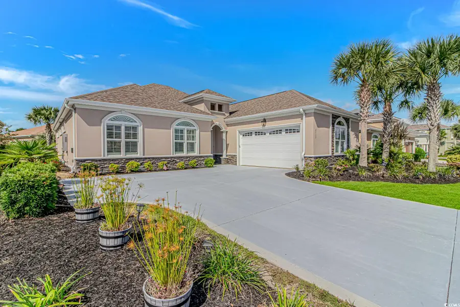 2117 Via Palma Dr., North Myrtle Beach, SC 29582 - #2