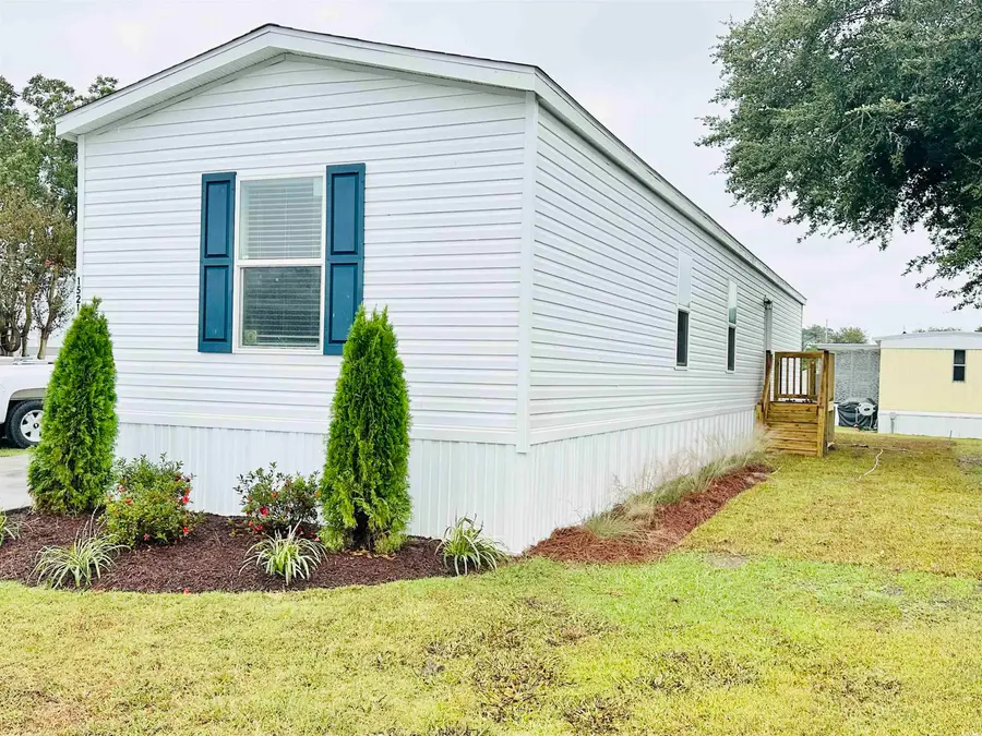 1521 Norris Ave., North Myrtle Beach, SC 29582 - #2