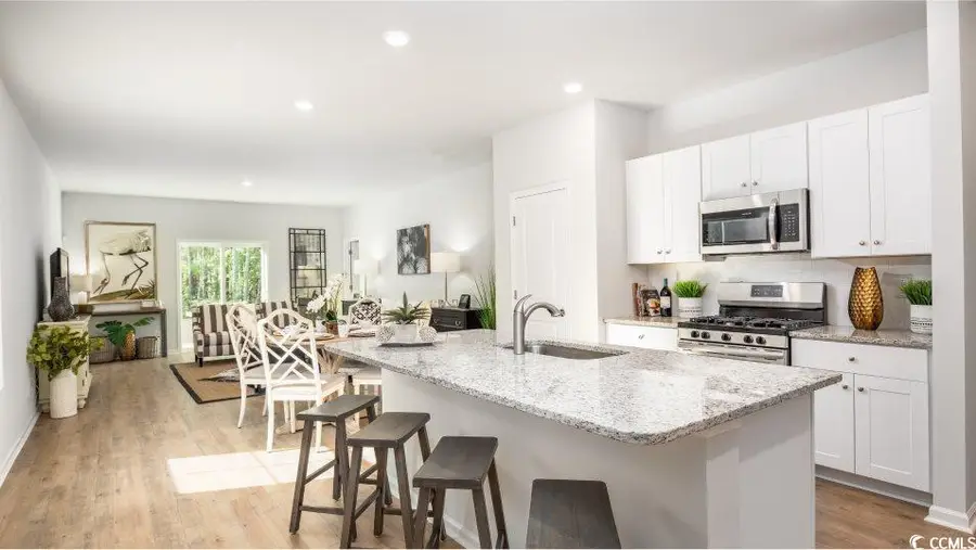 560 Runaway Train Dr, Loris, SC 29569 - Image #2