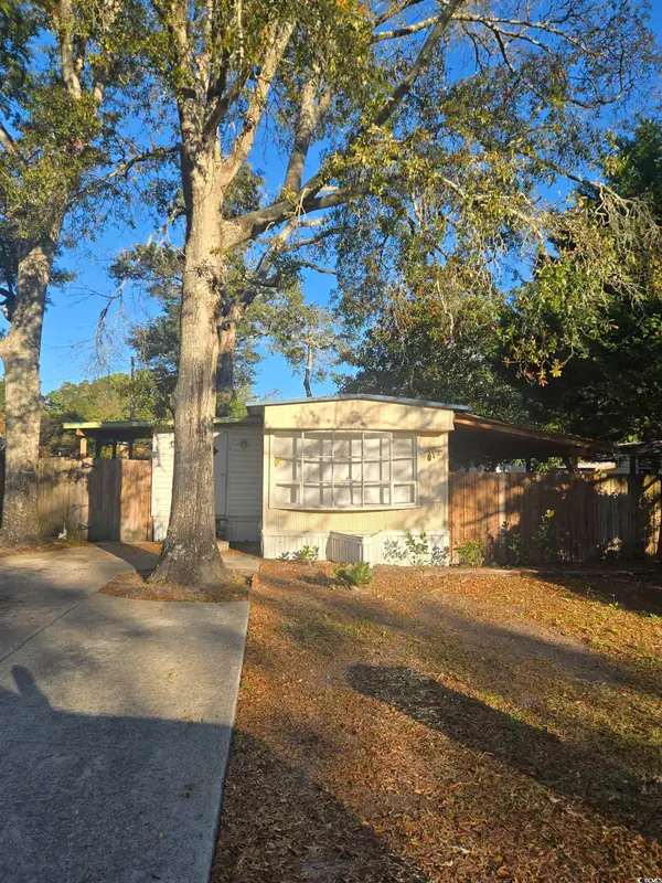 4513 Pelican St., North Myrtle Beach, SC 29582